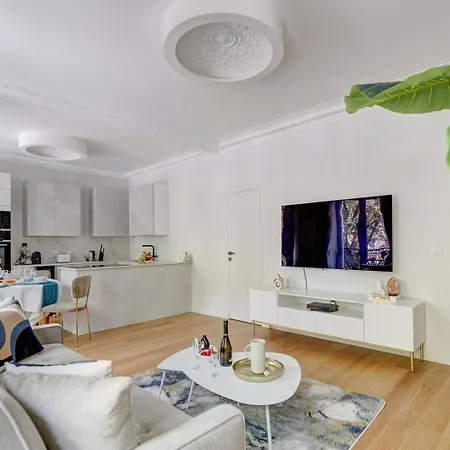 1er Arrondissement Luxueuse 아파트 *